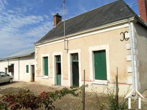 BEWOONBARE COTTAGE IN KLEIN GEHUCHT