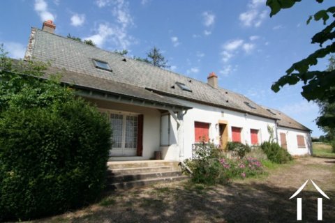 Longere met 1,4 ha