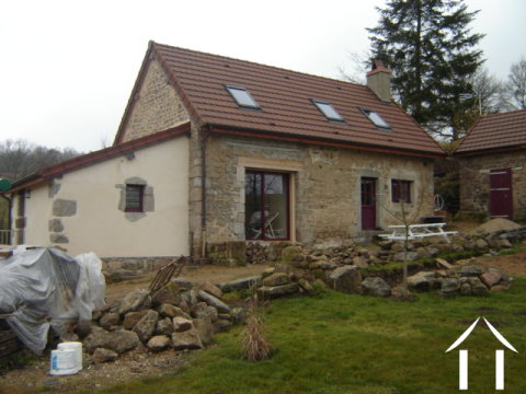 Natuurstenen cottage in zeer goede staat