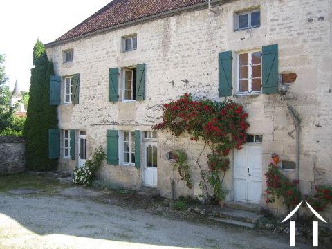 Charmant degelijk huis