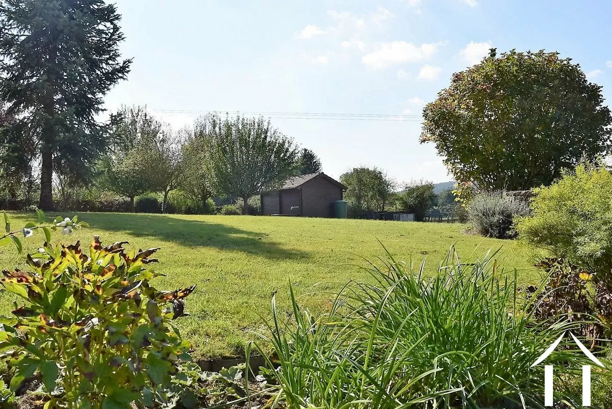 easy maintenance lawn