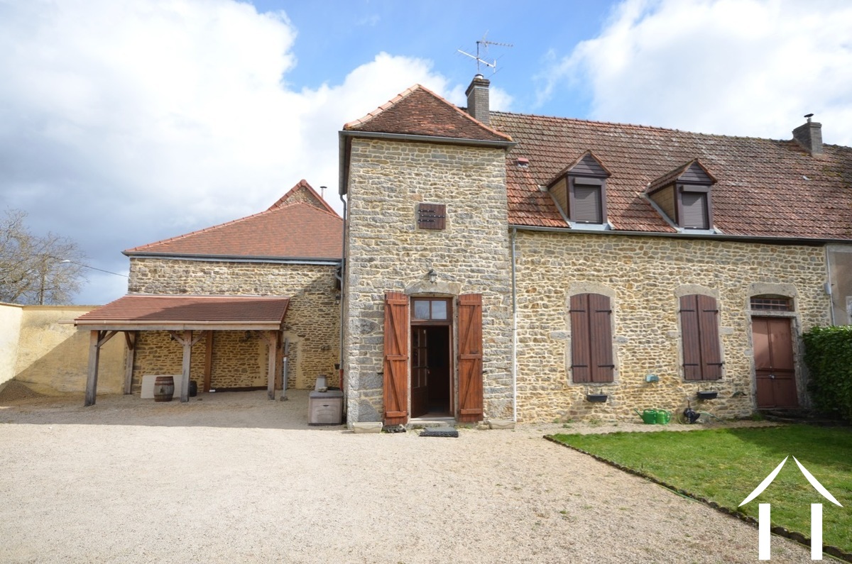 Authentiek stenen huis  te koop st sernin du plain, bourgogne, BH5203D Afbeelding - 1