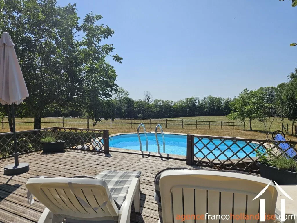 Woonhuis te koop chalus, auvergne, Li1010 Afbeelding - 13