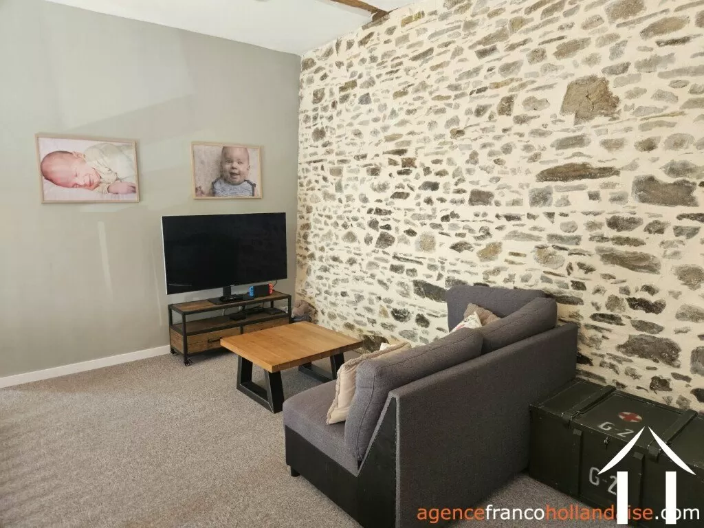 Woonhuis te koop chalus, auvergne, Li1010 Afbeelding - 24