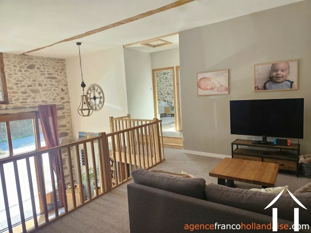 Woonhuis te koop chalus, auvergne, Li1010 Afbeelding - 23