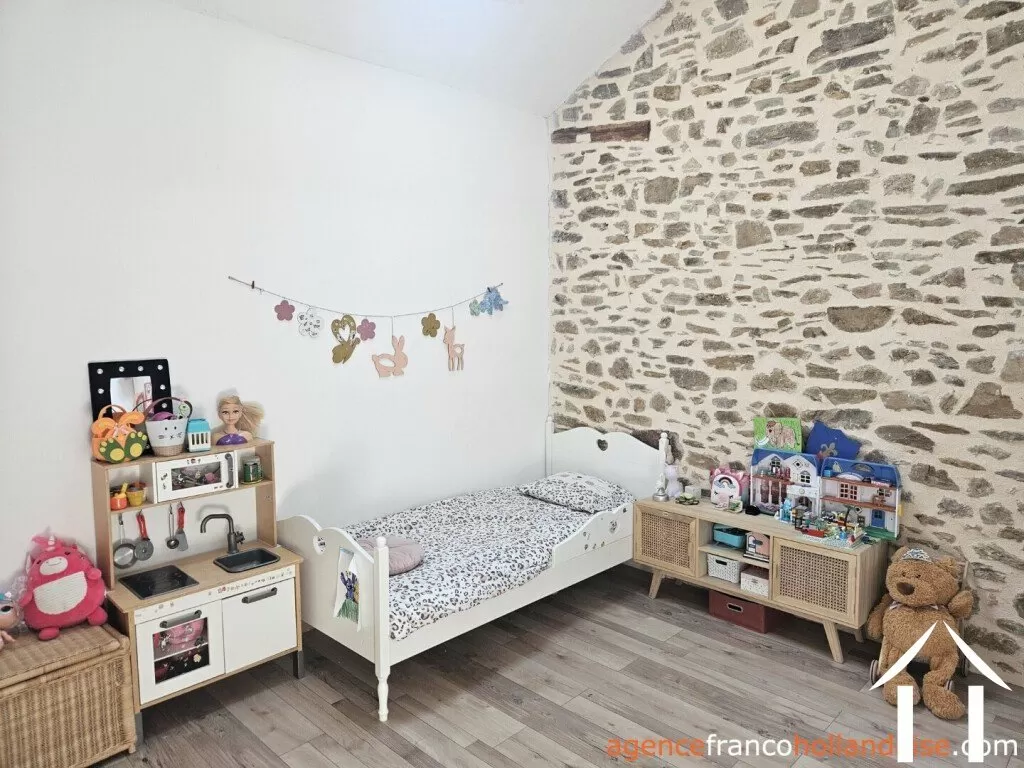 Woonhuis te koop chalus, auvergne, Li1010 Afbeelding - 27