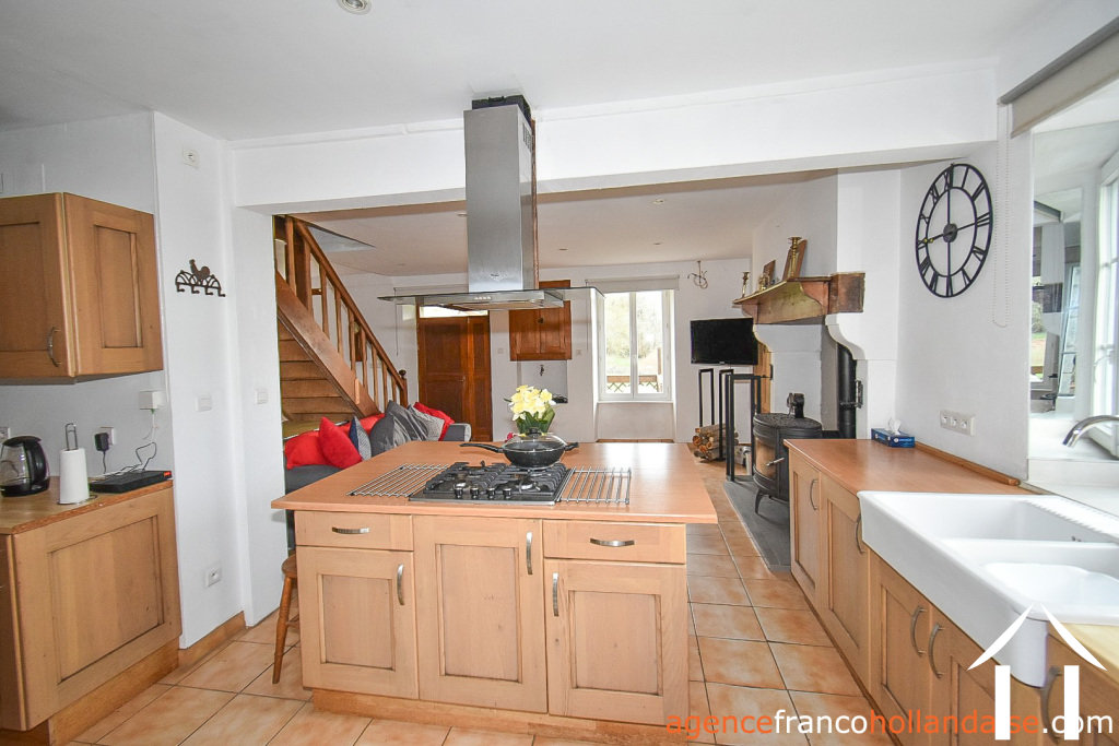 Woonhuis te koop neuvic entier, limousin, Li1012 Afbeelding - 12