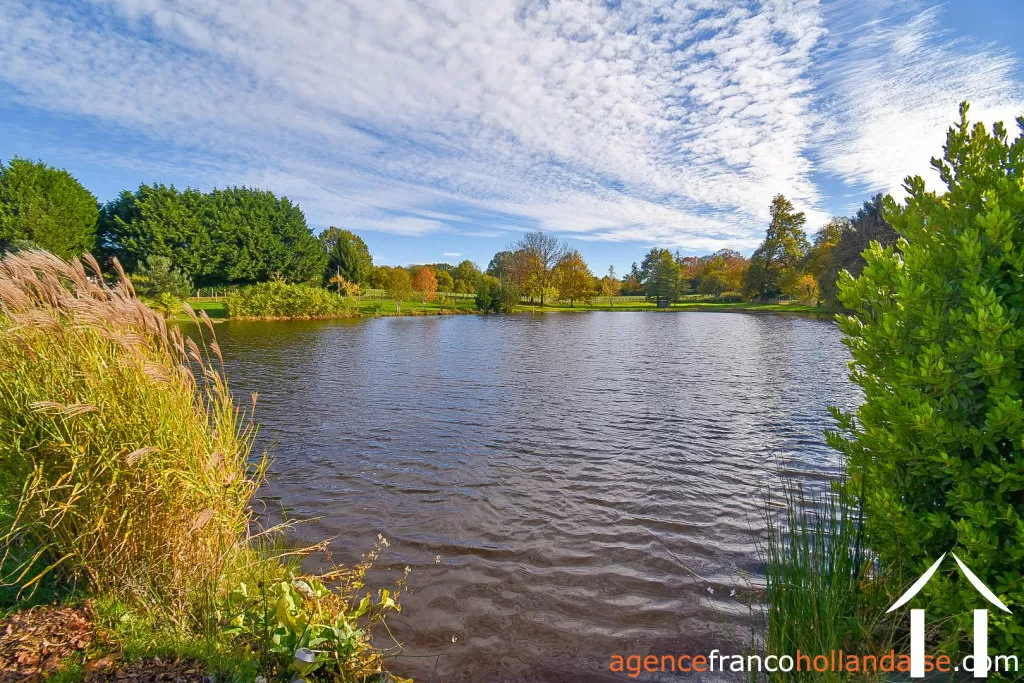 Woonhuis te koop la porcherie, limousin, Li1022 Afbeelding - 31