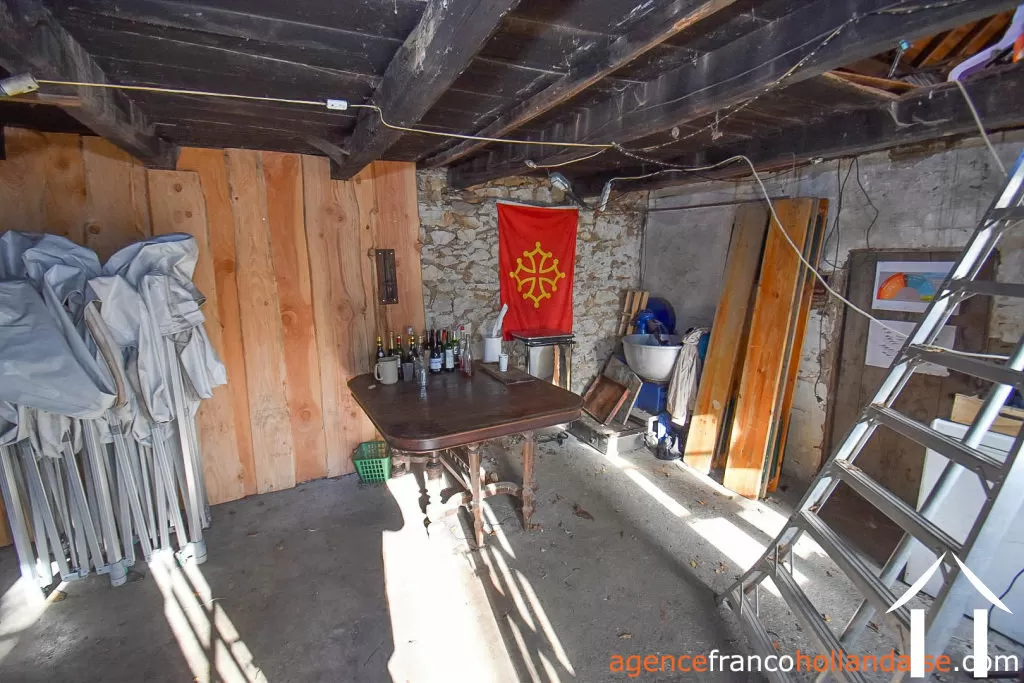 Huis met gastverblijf te koop chateauneuf la foret, limousin, Li1025 Afbeelding - 28