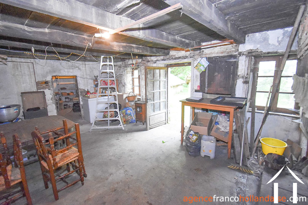 Huis met gastverblijf te koop chateauneuf la foret, limousin, Li1025 Afbeelding - 25