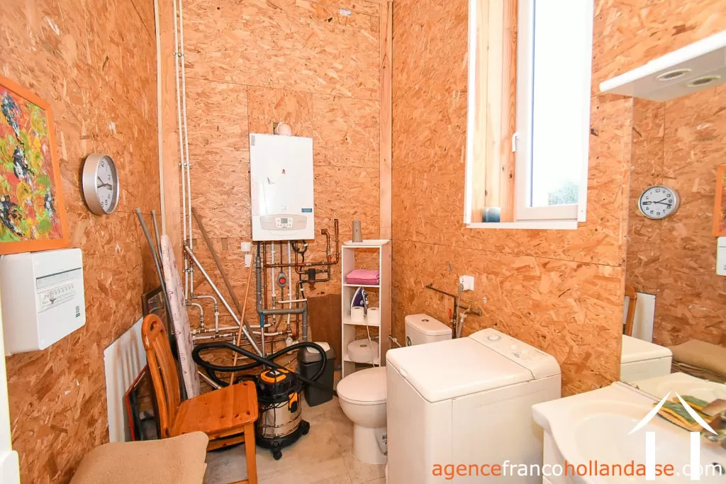 Woonhuis te koop , Li1029 Afbeelding - 23