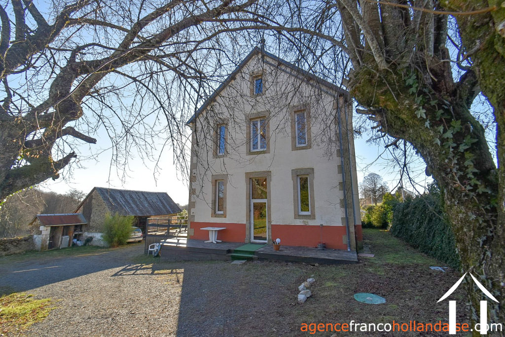 Huis met gastverblijf te koop chamberet, limousin, Li1029 Afbeelding - 3