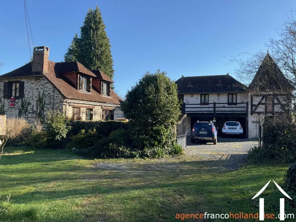 Woonhuis te koop , Li1031 Afbeelding - 1