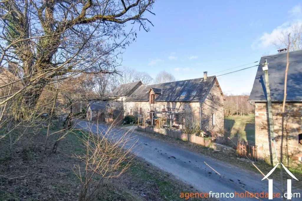 Woonhuis te koop , Li1032 Afbeelding - 35