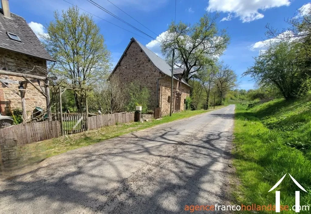 Woonhuis te koop chateau chervix, limousin, Li1032 Afbeelding - 59