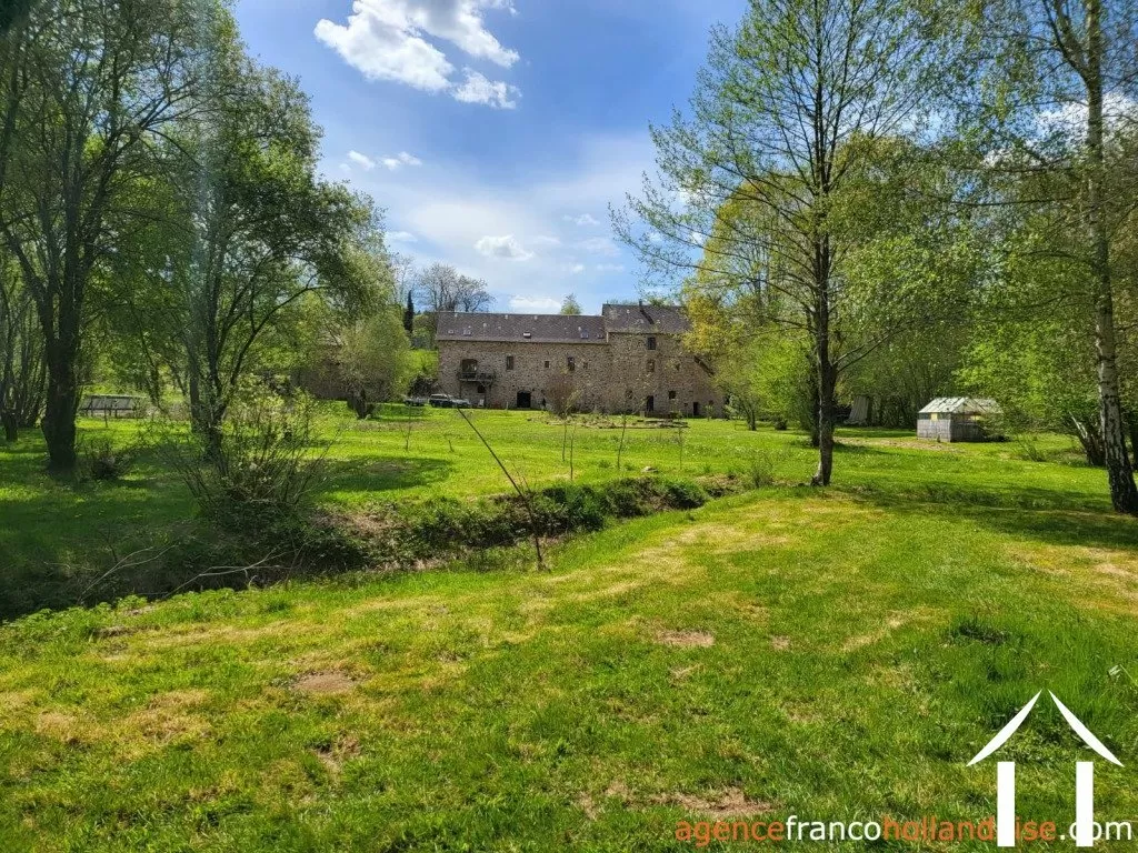 Woonhuis te koop chateau chervix, limousin, Li1032 Afbeelding - 66