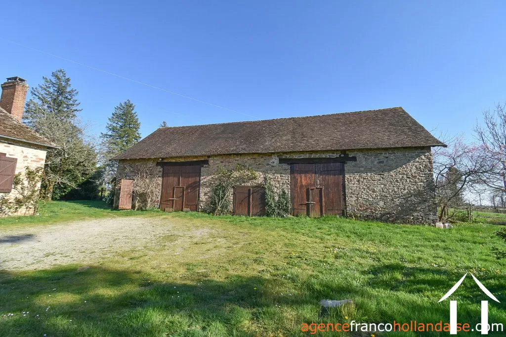 Bezit 1 hectare ++ te koop meuzac, limousin, Li1039 Afbeelding - 4