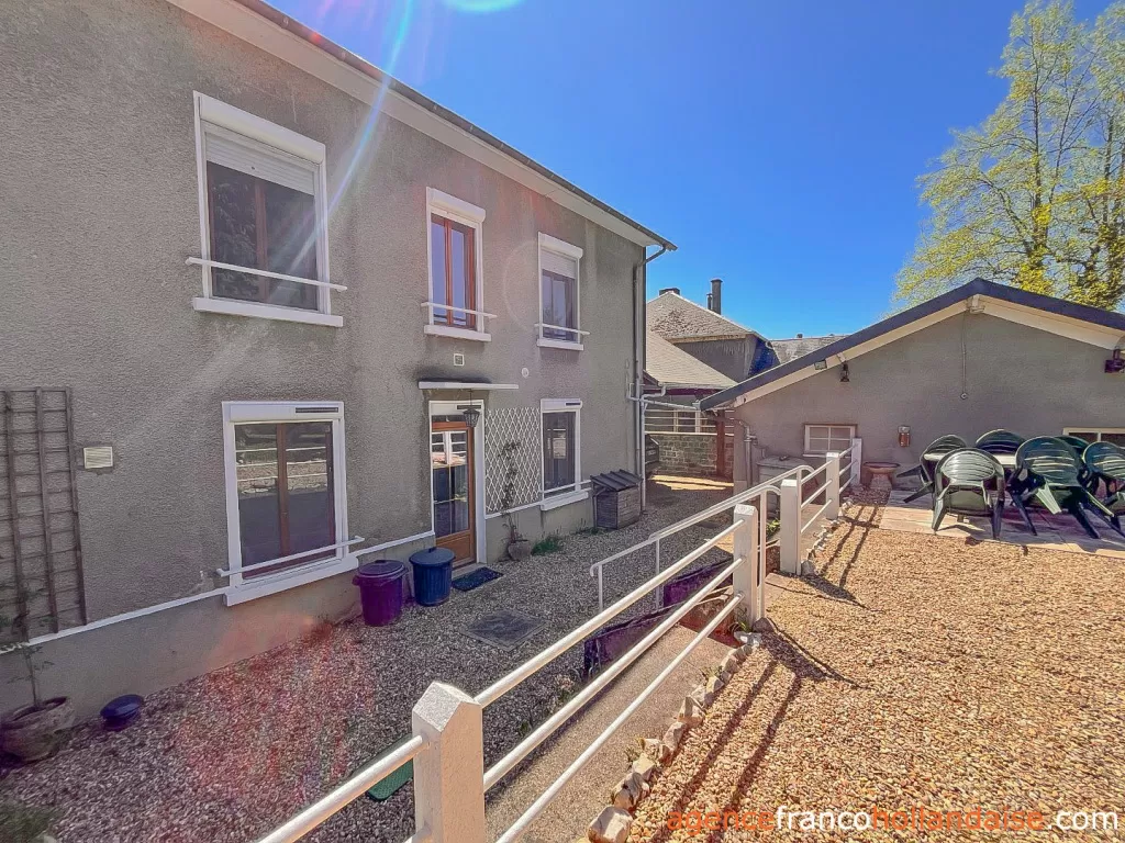 Dorpshuis te koop chateauneuf la foret, limousin, Li1043 Afbeelding - 21