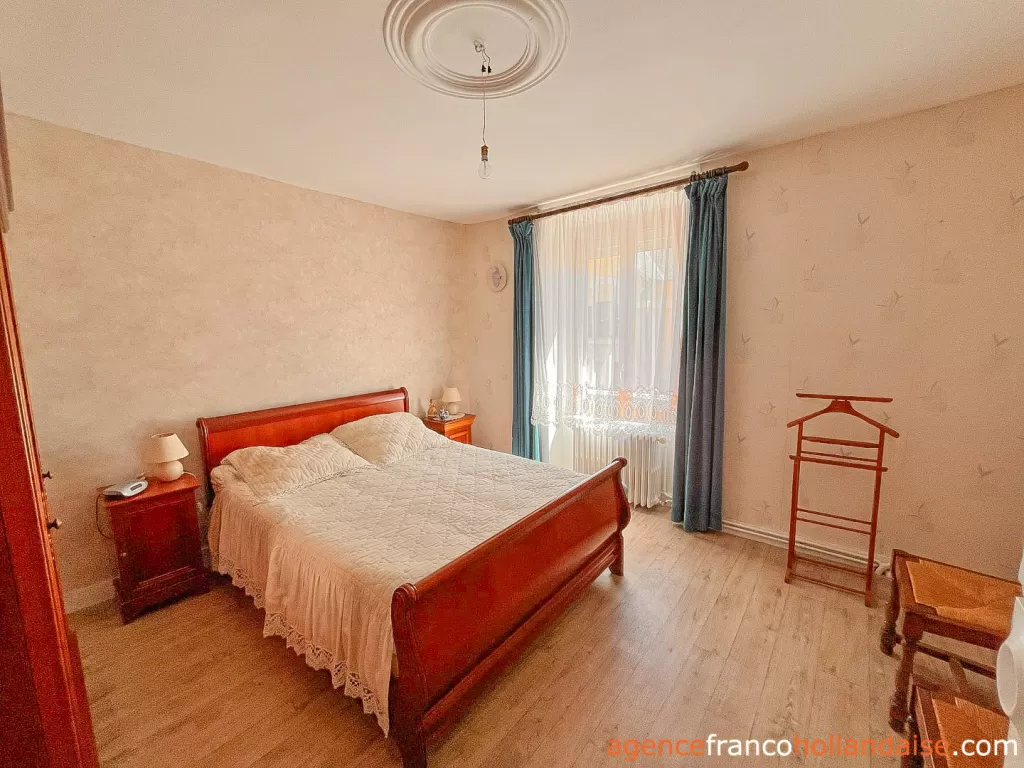 Dorpshuis te koop chateauneuf la foret, limousin, Li1043 Afbeelding - 13