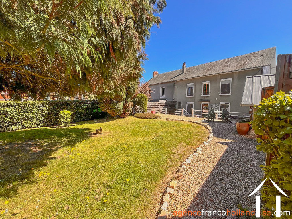 Dorpshuis te koop chateauneuf la foret, limousin, Li1045 Afbeelding - 2