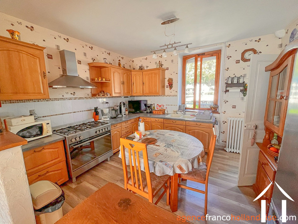 Dorpshuis te koop chateauneuf la foret, limousin, Li1045 Afbeelding - 5