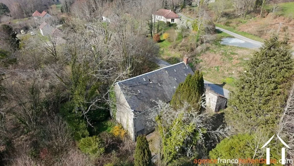 Woonhuis te koop , Li1046 Afbeelding - 30