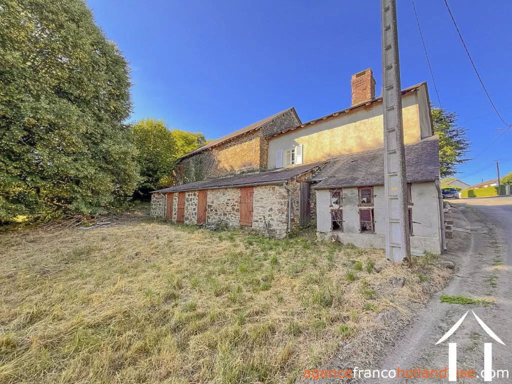 Woonhuis te koop chateauneuf la foret, limousin, Li1048 Afbeelding - 49