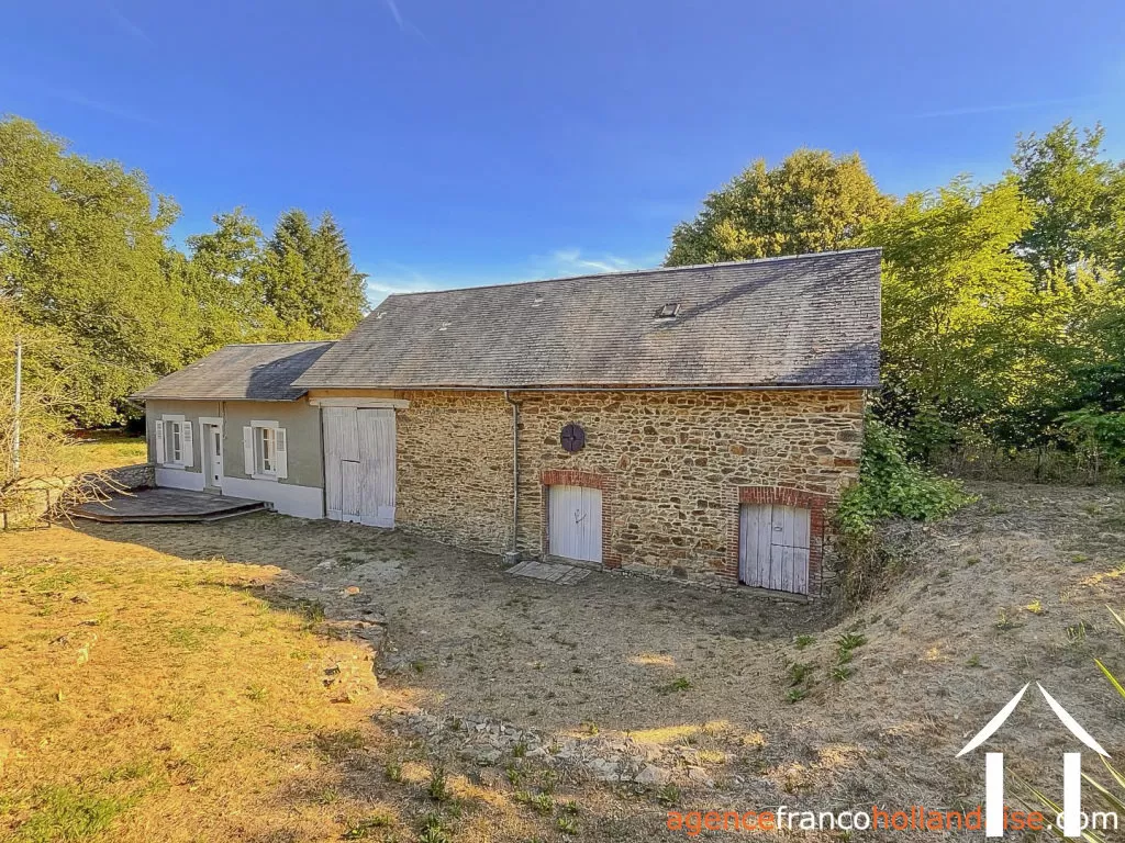 Woonhuis te koop chateauneuf la foret, limousin, Li1048 Afbeelding - 13