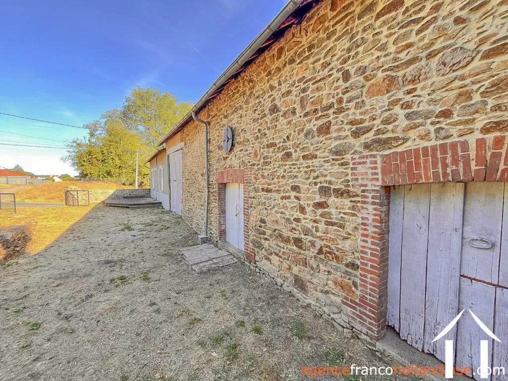 Woonhuis te koop chateauneuf la foret, limousin, Li1048 Afbeelding - 40