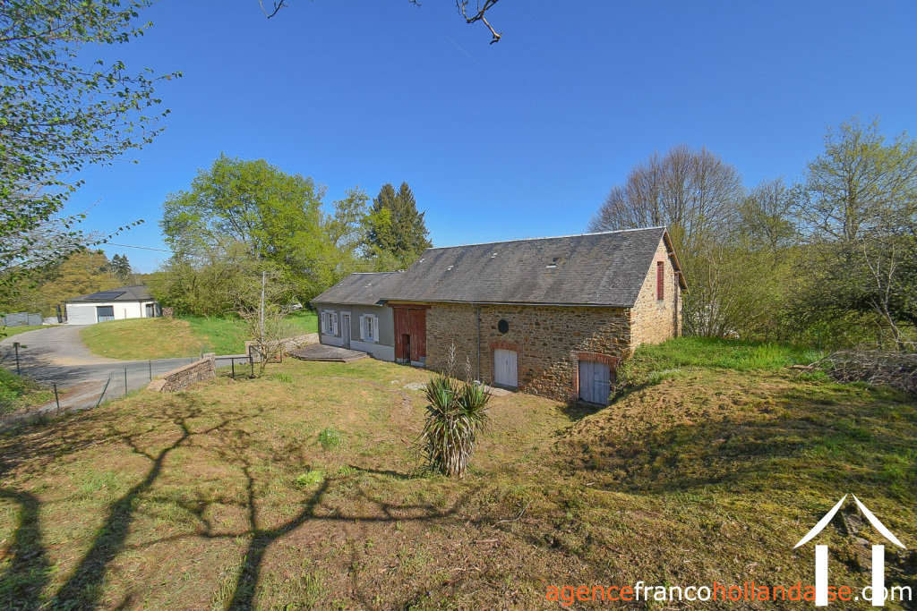 Woonhuis te koop chateauneuf la foret, limousin, Li1048 Afbeelding - 32