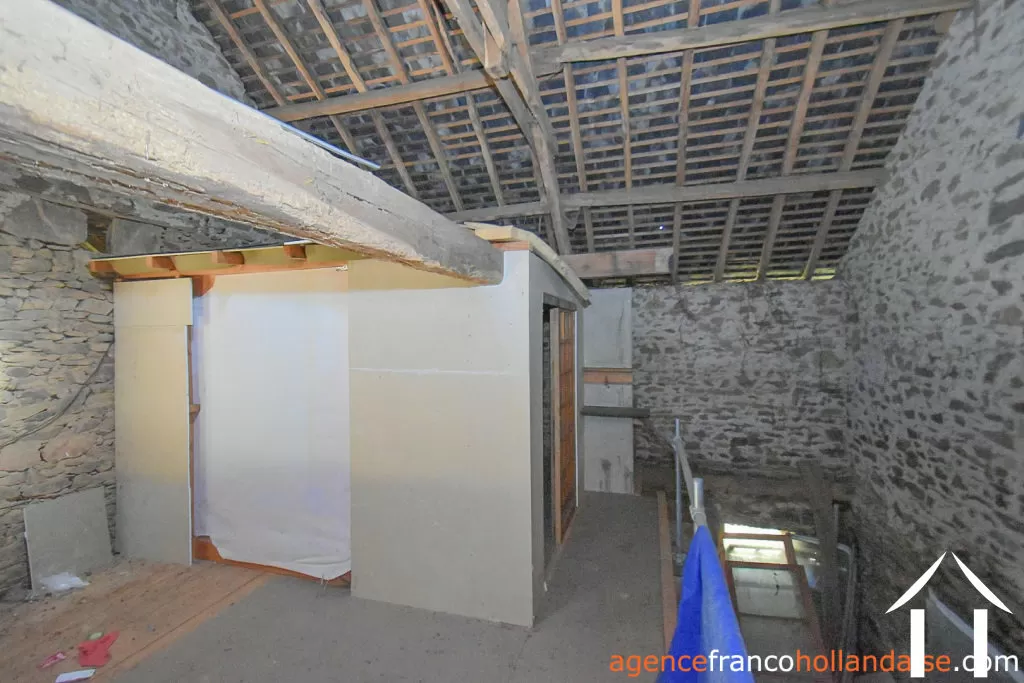 Woonhuis te koop chateauneuf la foret, limousin, Li1048 Afbeelding - 28