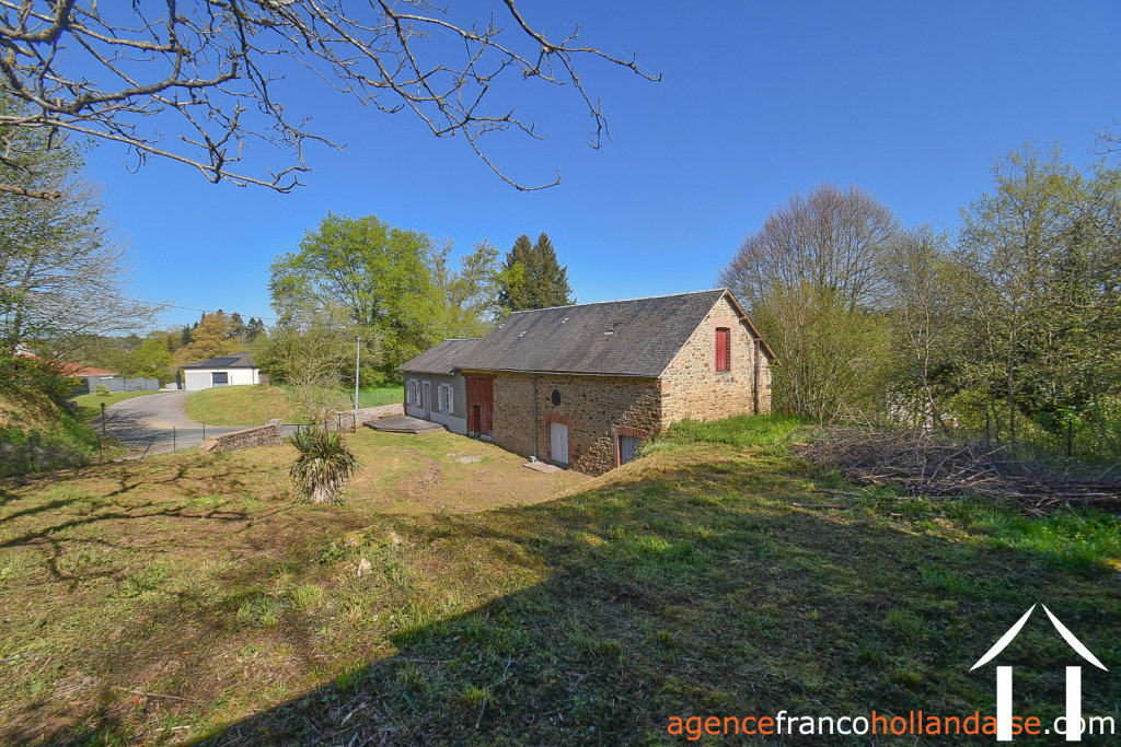 Woonhuis te koop chateauneuf la foret, limousin, Li1048 Afbeelding - 45