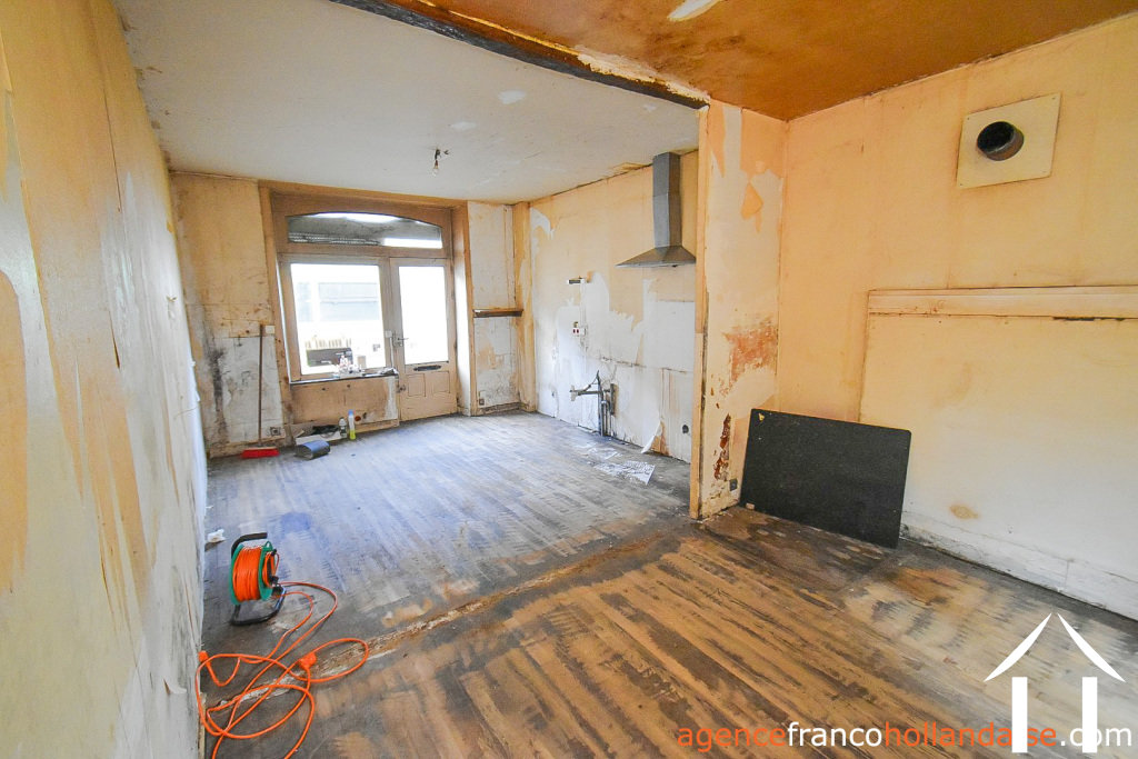 Dorpshuis te koop chateauneuf la foret, limousin, Li1050 Afbeelding - 3