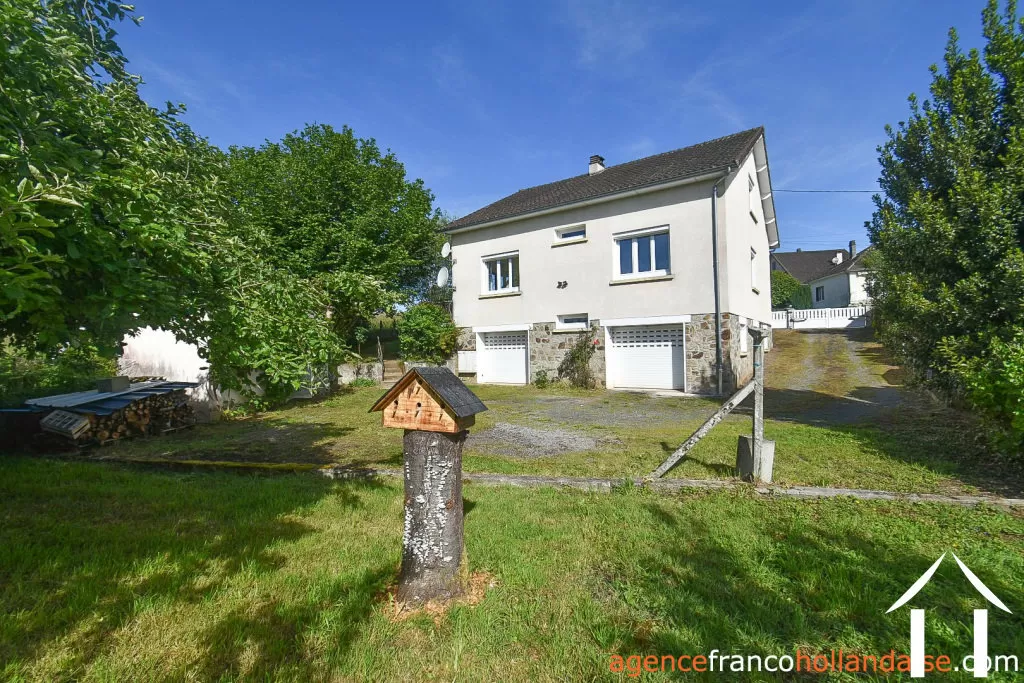Dorpshuis te koop chamberet, limousin, Li1053 Afbeelding - 1