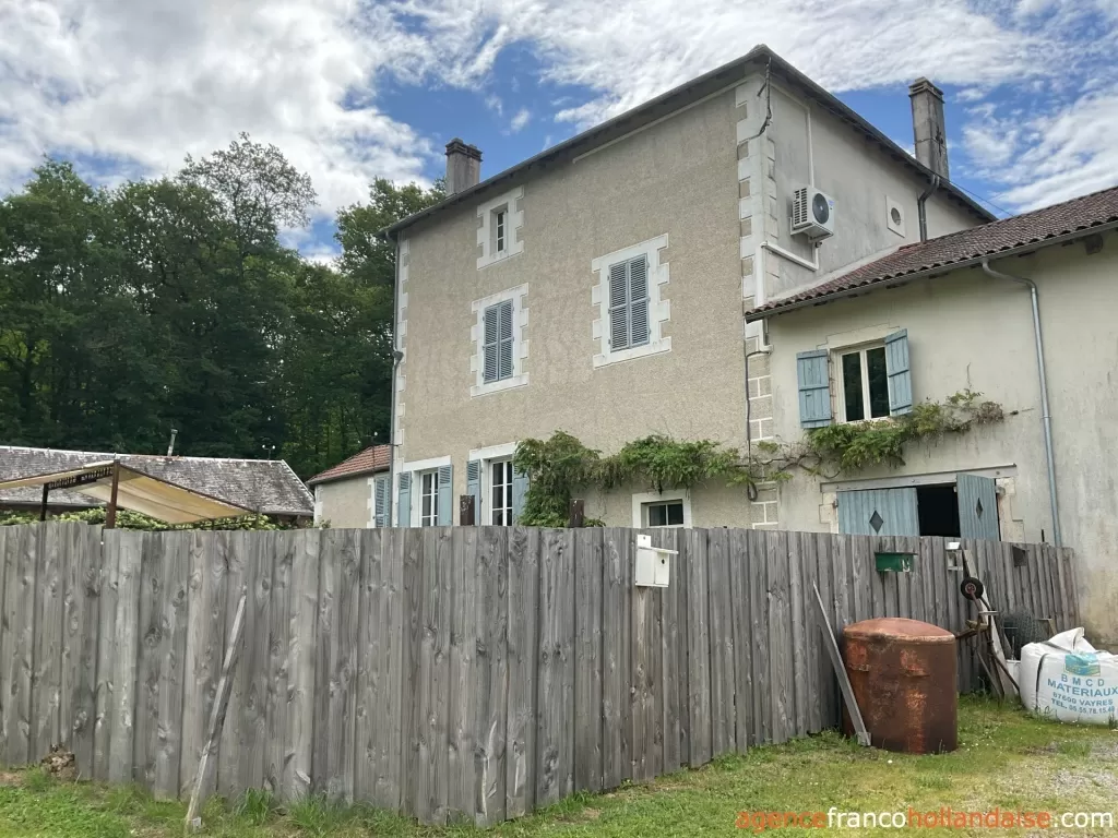 Huis met gastverblijf te koop rochechouart, limousin, Li1054 Afbeelding - 70
