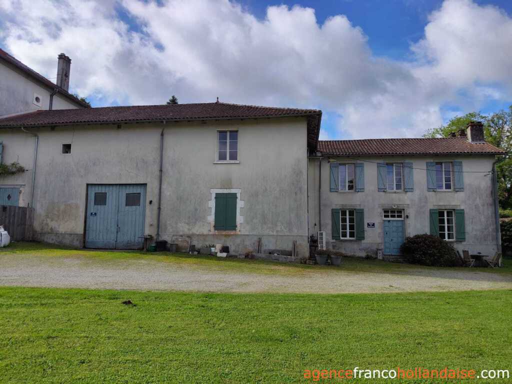 Huis met gastverblijf te koop rochechouart, limousin, Li1054 Afbeelding - 42