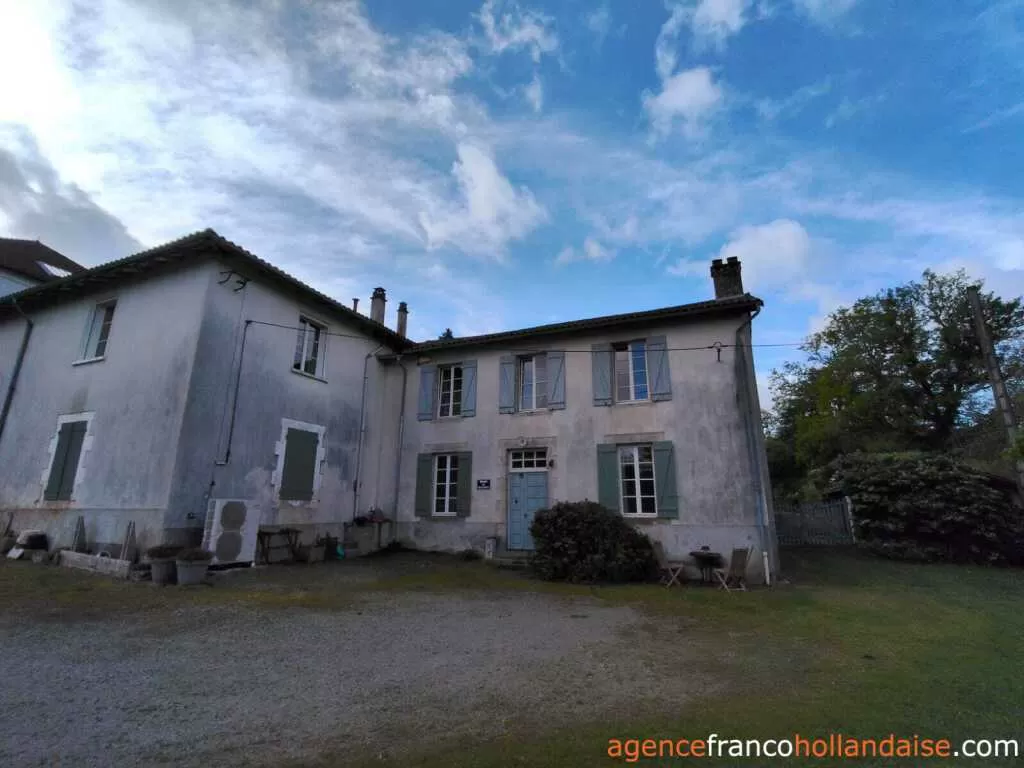 Huis met gastverblijf te koop rochechouart, limousin, Li1054 Afbeelding - 69