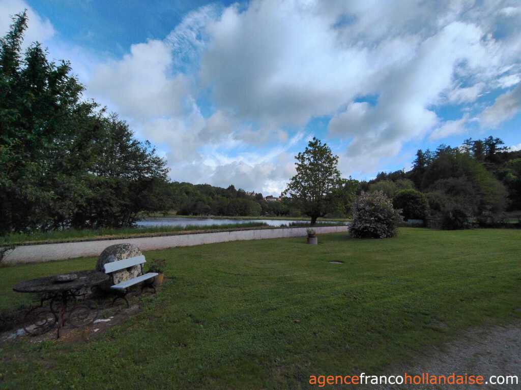 Huis met gastverblijf te koop rochechouart, limousin, Li1054 Afbeelding - 4