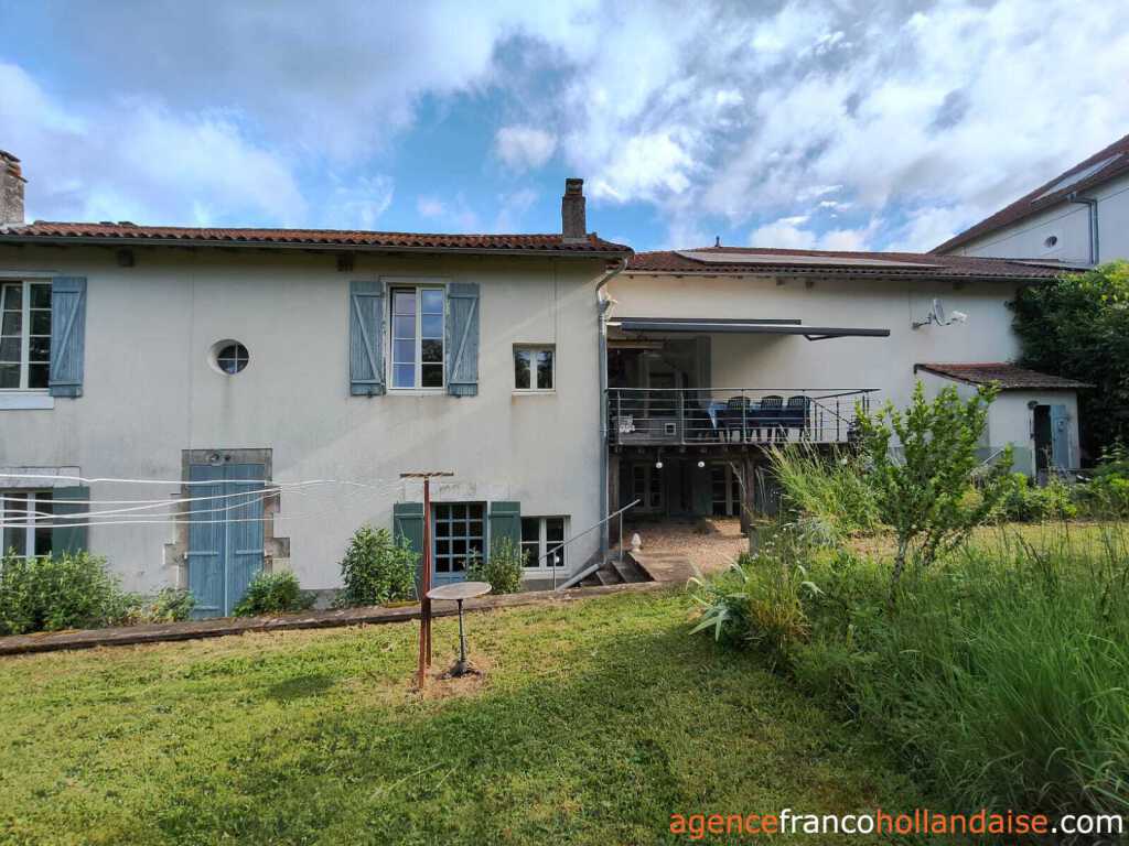 Huis met gastverblijf te koop rochechouart, limousin, Li1054 Afbeelding - 34