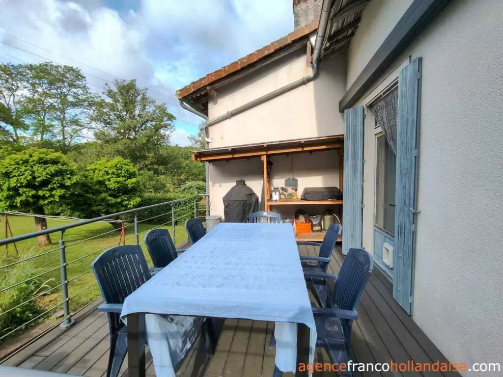 Huis met gastverblijf te koop rochechouart, limousin, Li1054 Afbeelding - 9