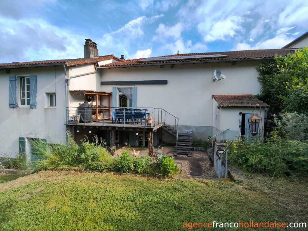 Huis met gastverblijf te koop rochechouart, limousin, Li1054 Afbeelding - 35