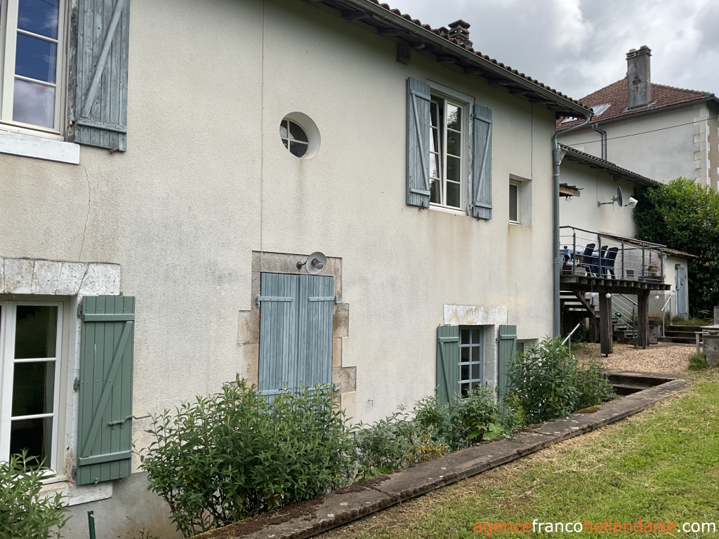 Huis met gastverblijf te koop rochechouart, limousin, Li1054 Afbeelding - 47