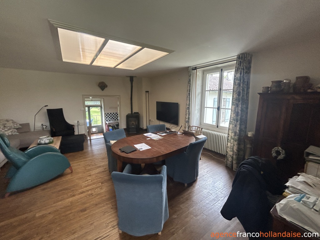 Huis met gastverblijf te koop rochechouart, limousin, Li1054 Afbeelding - 6