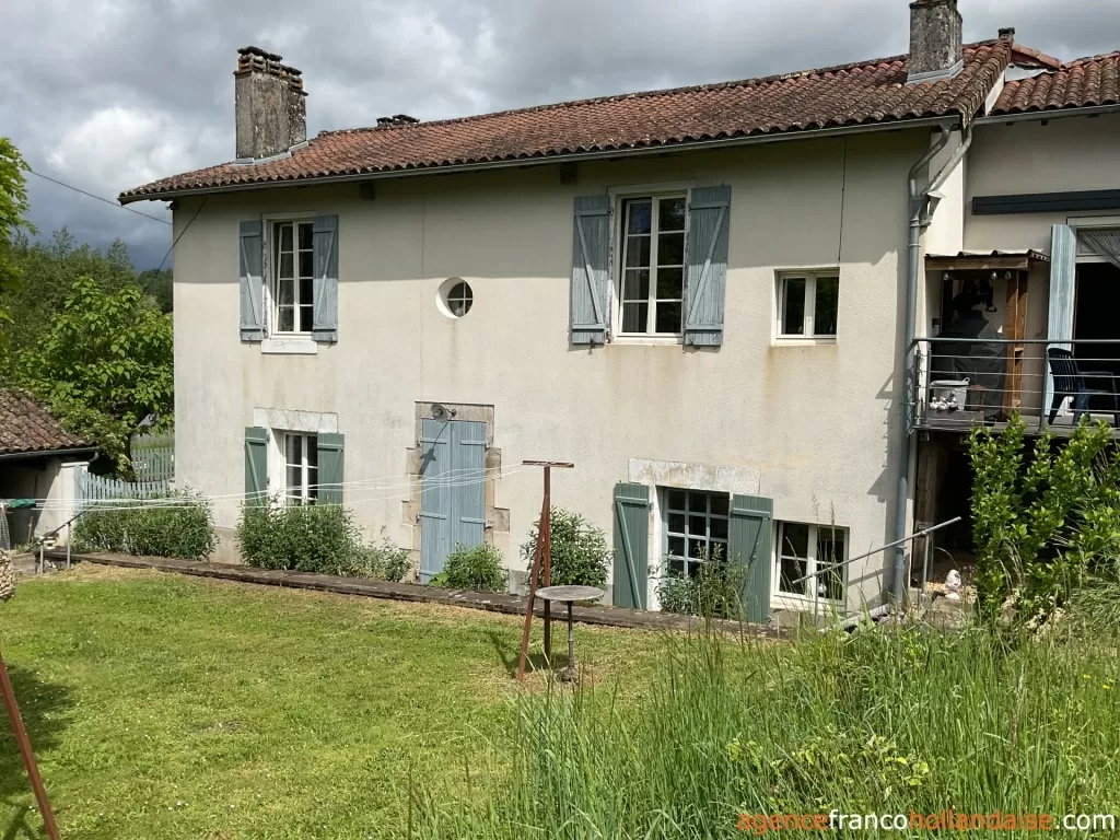Huis met gastverblijf te koop rochechouart, limousin, Li1054 Afbeelding - 20