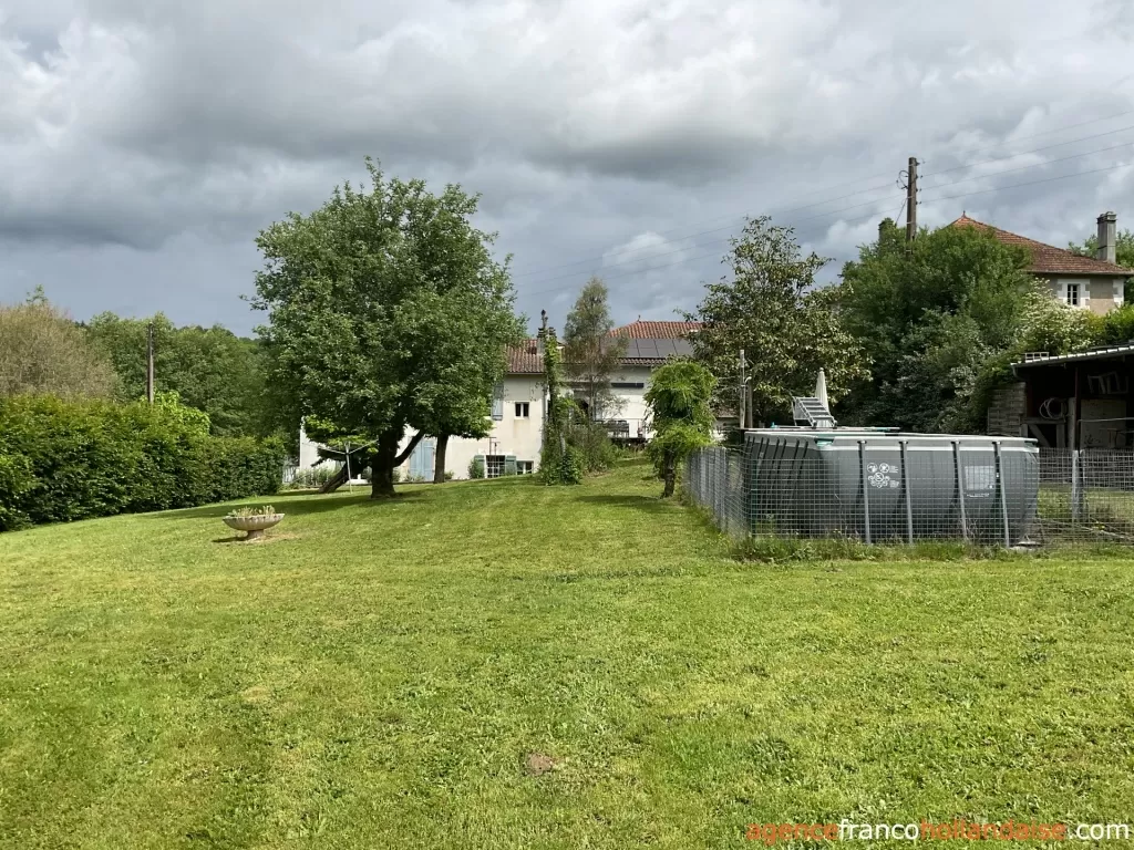 Huis met gastverblijf te koop rochechouart, limousin, Li1054 Afbeelding - 53