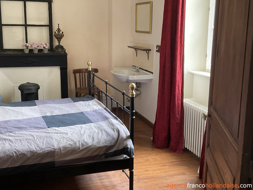 Huis met gastverblijf te koop rochechouart, limousin, Li1054 Afbeelding - 15