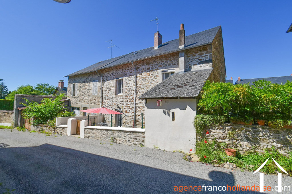 Dorpshuis te koop la croisille sur briance, limousin, Li1055 Afbeelding - 2