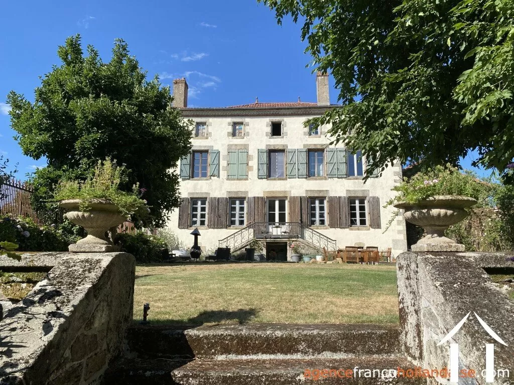 Woonhuis te koop oradour sur vayres, limousin, Li1057 Afbeelding - 1