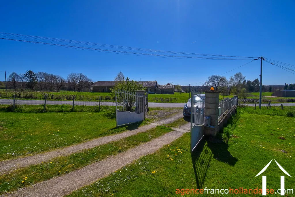 Bezit 1 hectare ++ te koop la croisille sur briance, limousin, Li1061 Afbeelding - 45
