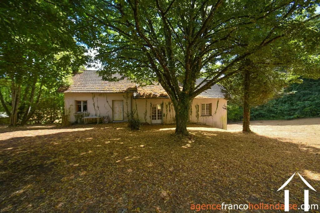 Dorpshuis te koop meilhards, limousin, Li1063 Afbeelding - 32
